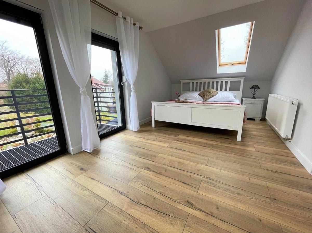 Apartament Nad Potokiem يلينيا غورا المظهر الخارجي الصورة