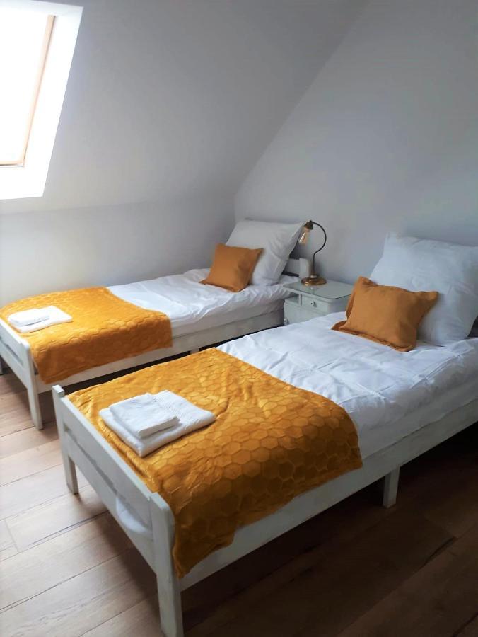 Apartament Nad Potokiem يلينيا غورا المظهر الخارجي الصورة